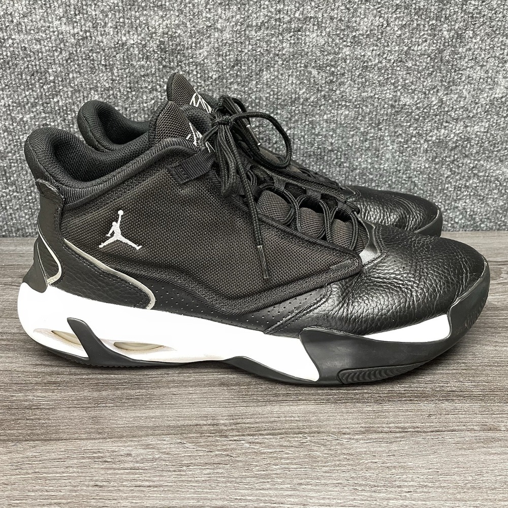 Nike Air Jordan Max Aura 4 Sneakers Shoes Basketball Walking Casual Black Men 13